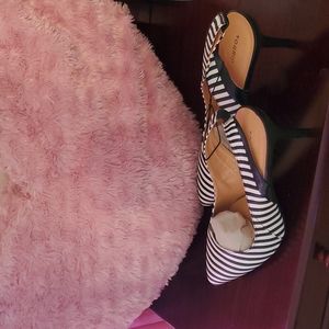 Stripes Black and White New Pumps